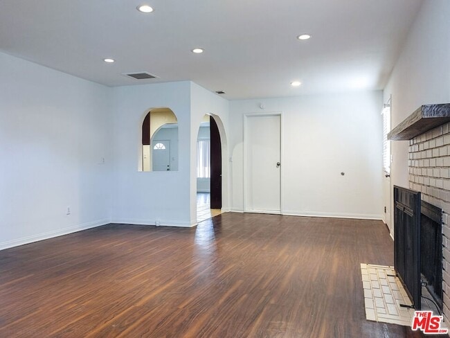 Building Photo - 13312 Markdale Ave