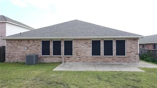 Building Photo - 616 Overton Dr