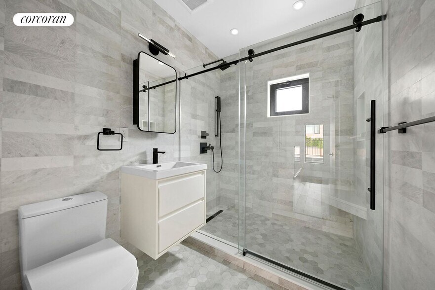 Building Photo - 317 W 51st St