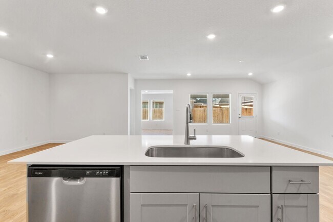 Building Photo - Luxurious 4 BR / 2 BA with THREE-CAR GARAGE - 2314 SF - Harmony Hills, Fredericksburg!