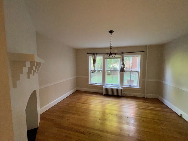 Dining Room - 219 Dill Ave