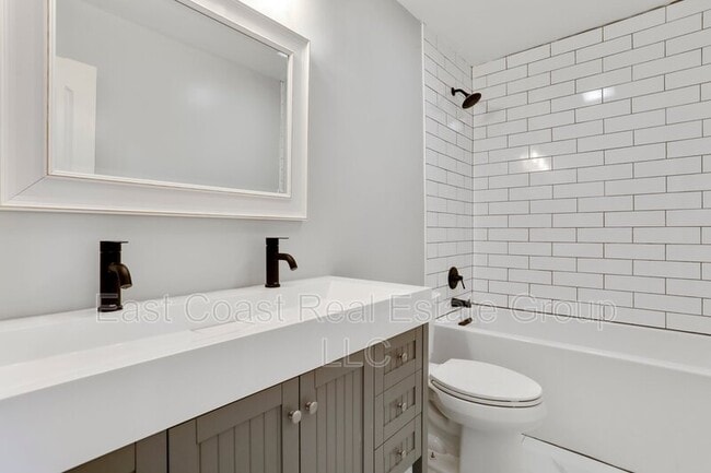 Building Photo - 38 Envy Ct