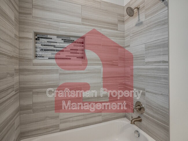 Building Photo - 3413 Huron Cir