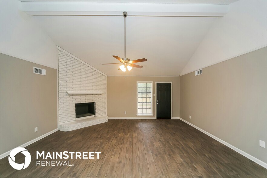 Building Photo - 3978 Silverleaf Rd