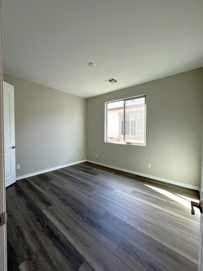 Building Photo - Brand New Home in Pronghorn Ranch