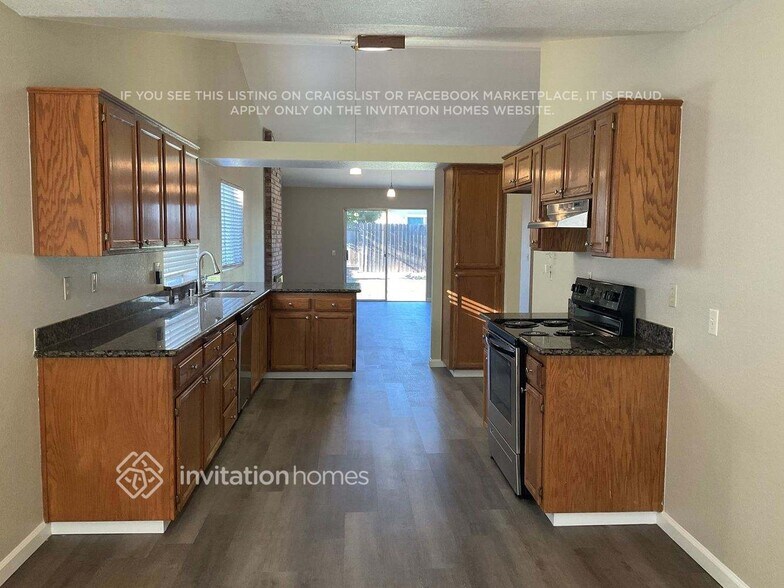 Building Photo - 1604 Alcazar Ct