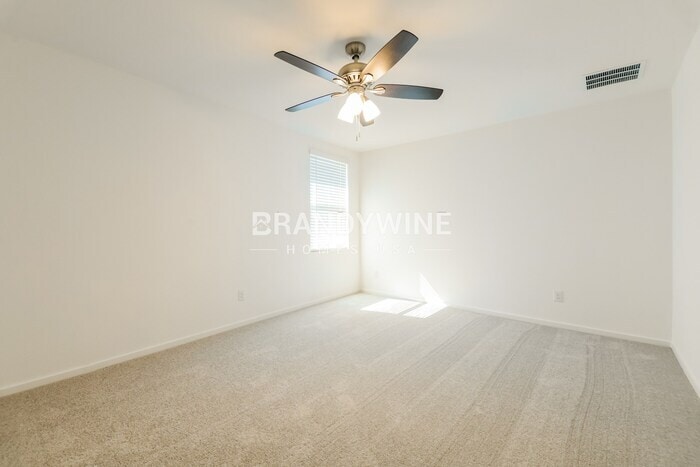 Building Photo - 249 Bable Run Dr