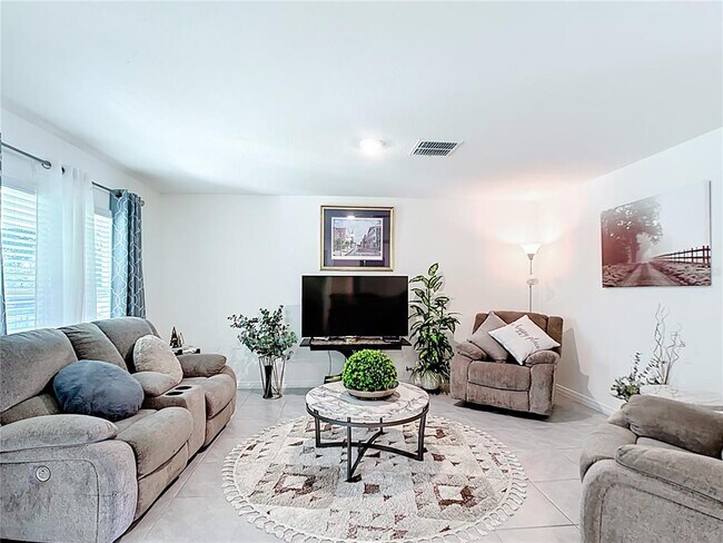 Building Photo - 7161 SW 135th Pl