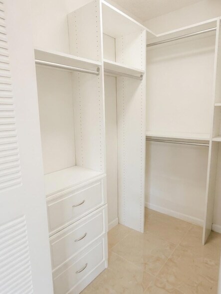 Building Photo - 12551 SW 16th Ct