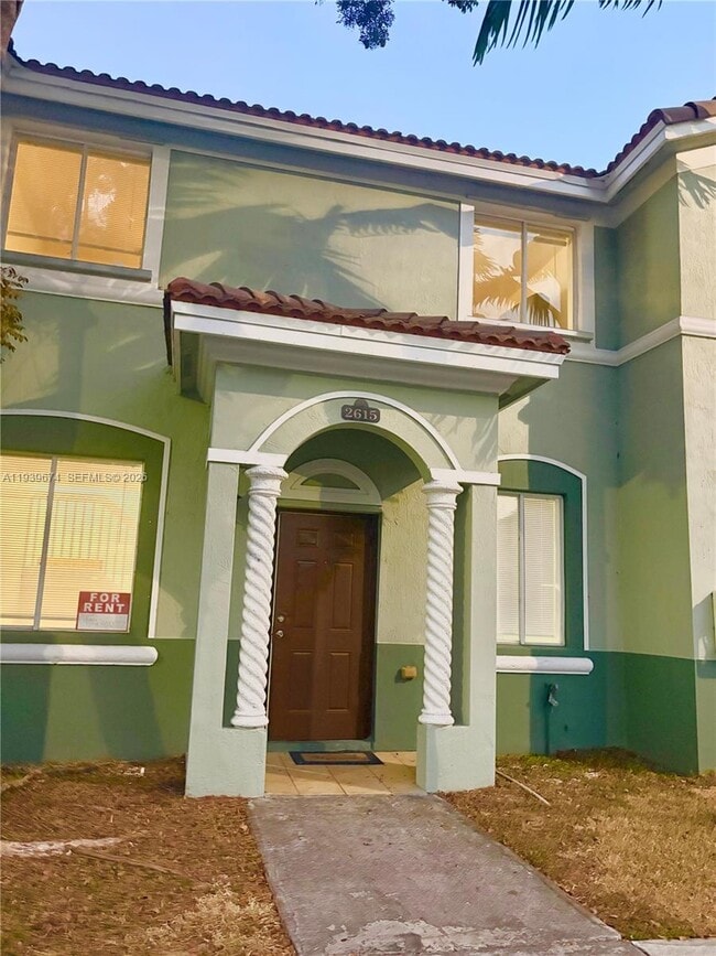 Building Photo - 2615 SE 14th Ave