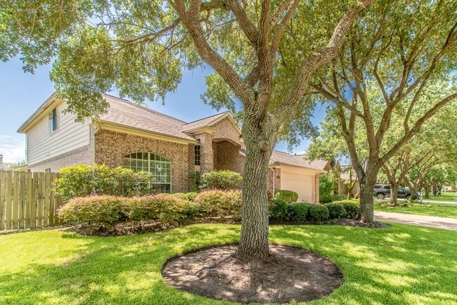 Building Photo - 2123 Hill Canyon Ct