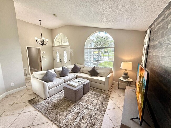 Building Photo - 102 Titan Dr