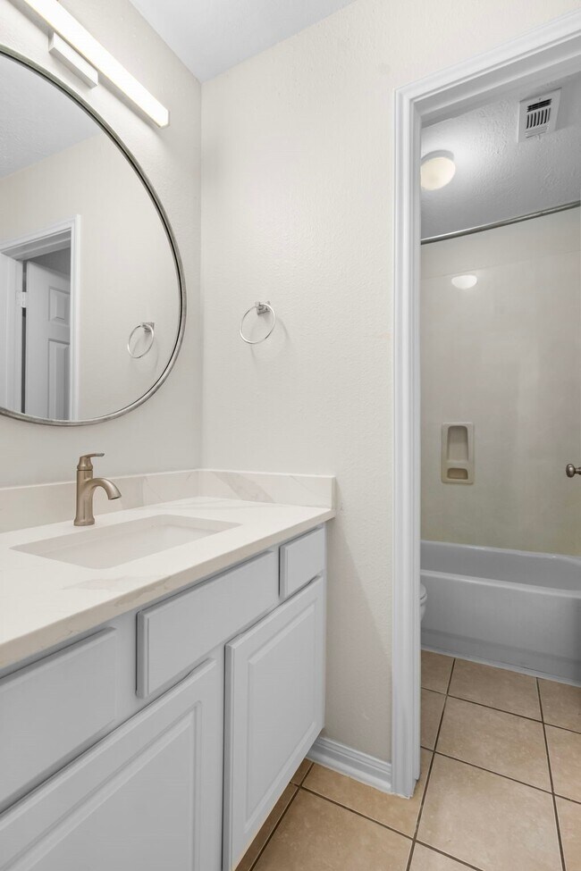 Building Photo - 34 Drifting Shadows Cir