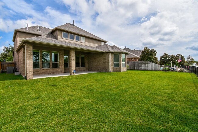 Building Photo - 25807 Somerset Meadows Ct