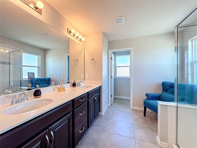 Building Photo - 2381 Rapollo Dr