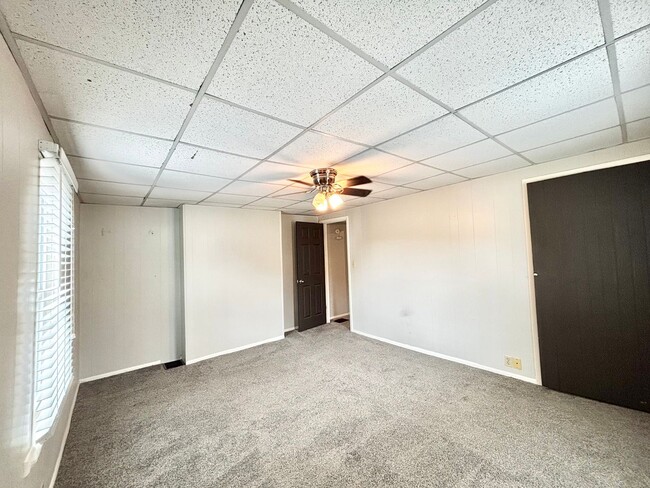 Building Photo - 307 Mulberry Ln