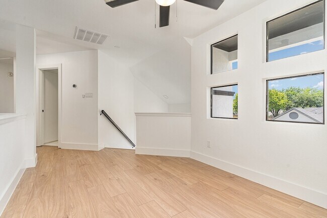 Building Photo - 5616 Ventana Trail