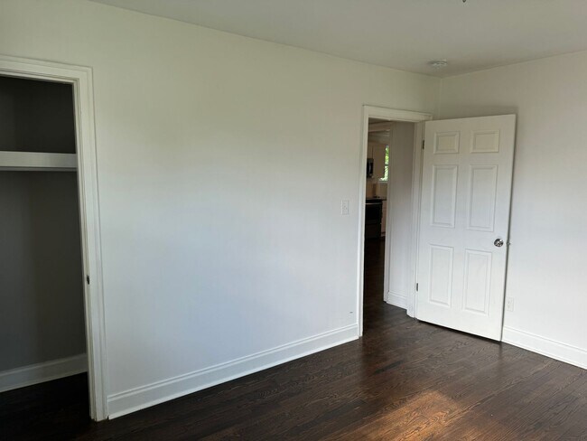 Building Photo - Cute 3BR Home in the Heart of Nashville