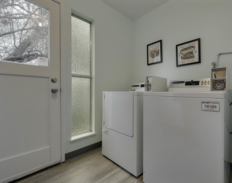 Onsite laundry room - 3808 SE Cesar Estrada Chavez Blvd