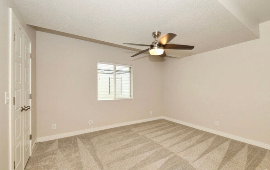 Building Photo - 14121 S Deer Arch Ln