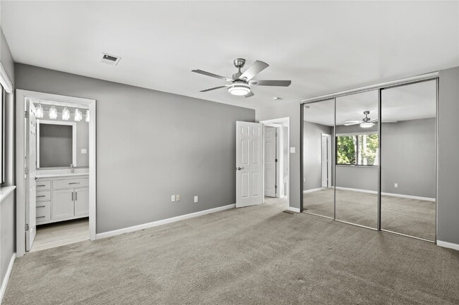 Building Photo - 1707 Thorny Briar Dr