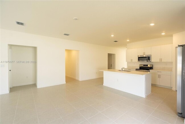 Building Photo - 17431 286th St