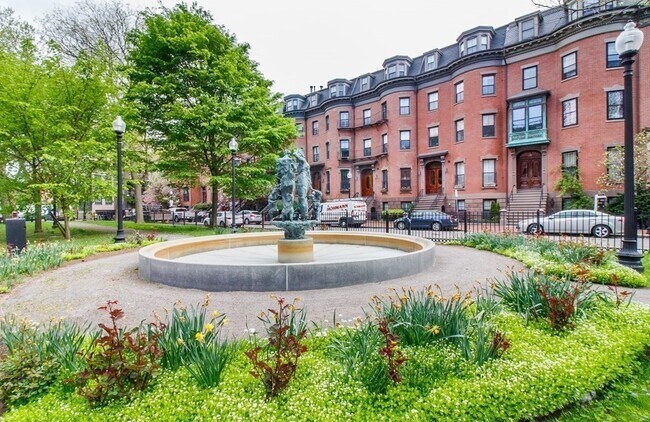 Building Photo - 15 Worcester Sq