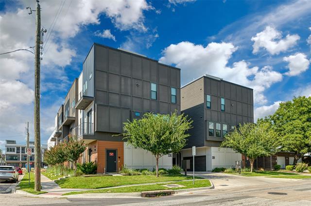Building Photo - 4205 Roseland Ave