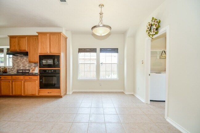 Building Photo - 20735 Park Pine Ln
