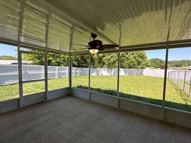 Building Photo - Prattville Home with Garage!
