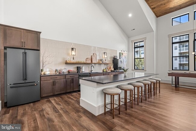 Building Photo - 1201 Walnut Bottom Rd