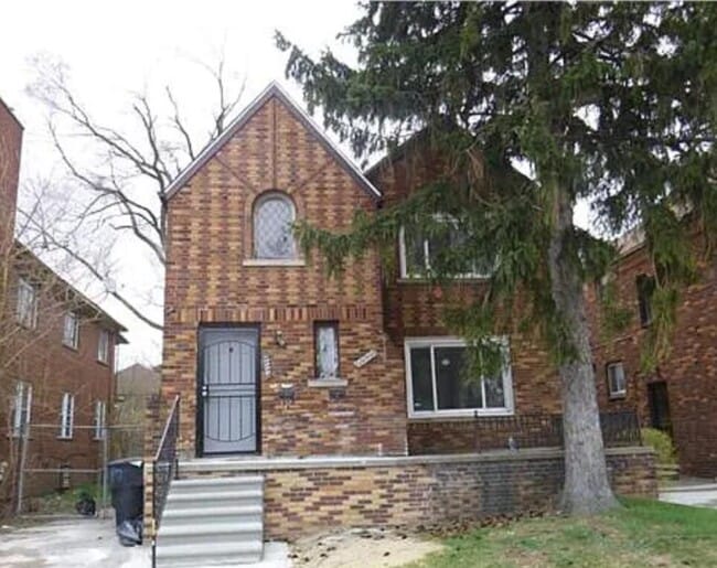 Primary Photo - 17328 Indiana St