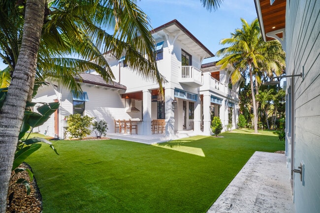 Building Photo - 19471 Harbor Rd S