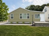 Building Photo - 203 Newcastle Rd