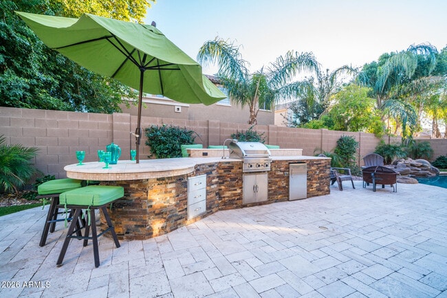 Building Photo - 2681 E Hampton Ln