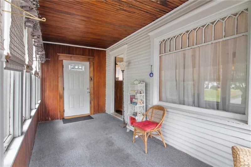 Building Photo - 315 Boyden St