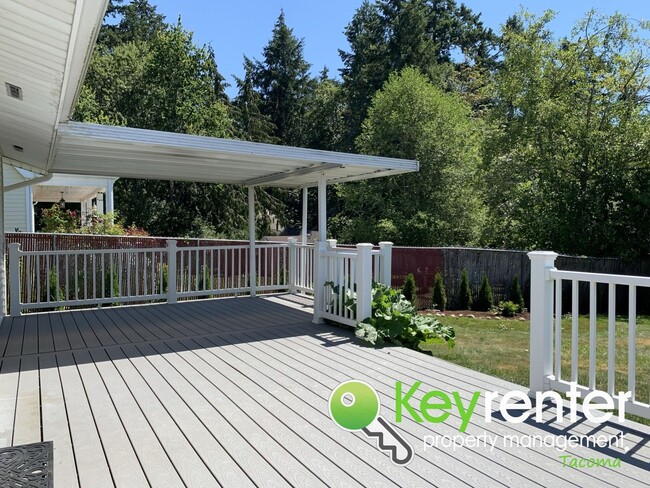 Building Photo - Renovated Rambler in Steilacoom Oasis
