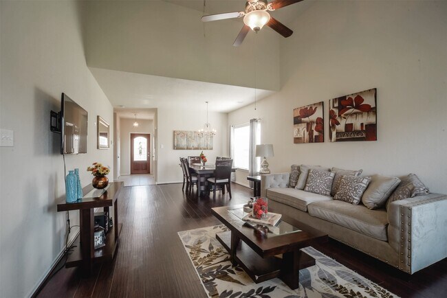 Building Photo - 8730 Sunny Gallop Dr