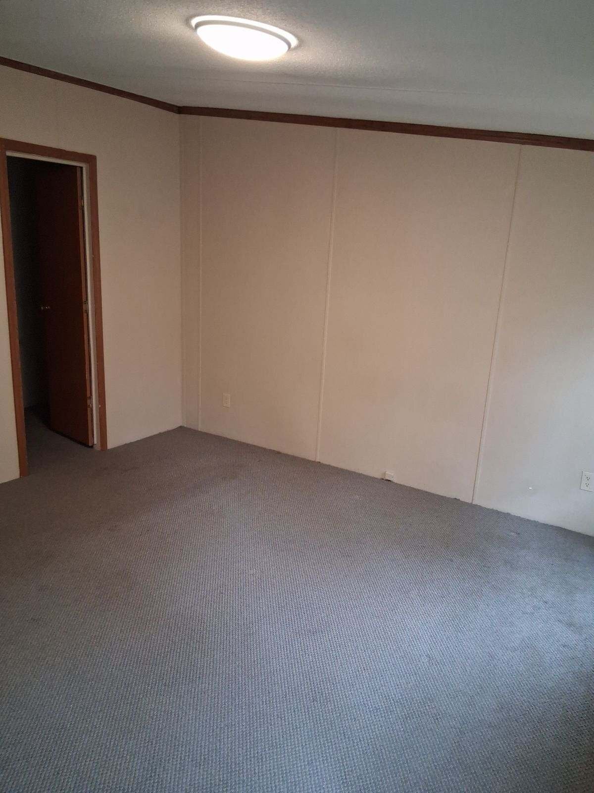 Building Photo - 97048 Diamond St