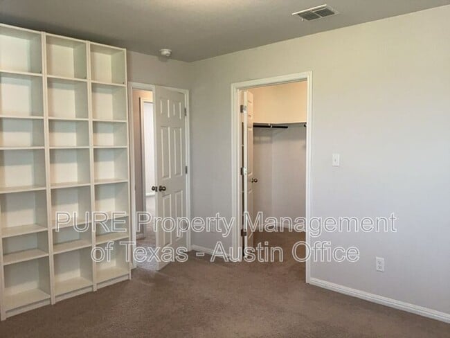 Building Photo - 3200 College Park Dr