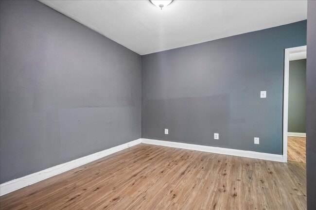 Building Photo - 1401 N Potomac St