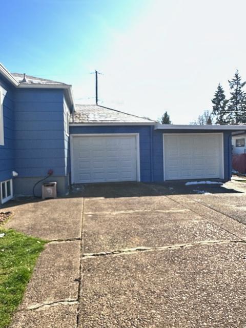 Building Photo - 1042 7th St NW