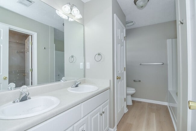 Building Photo - Updated 4 Bedroom in Grovetown