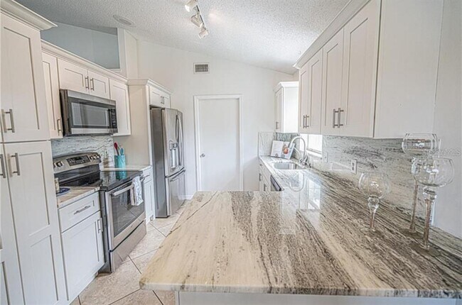 Building Photo - 11878 Shotgate Ct