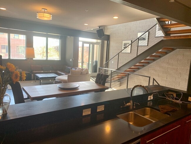 Main Floor Living Area - 11853 Bradburn Blvd