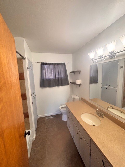 Building Photo - 521 Dorie Dr