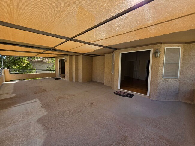 Building Photo - Spacious Home in the Heart of Green Valley