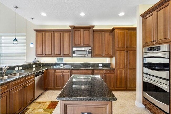Building Photo - 11812 Windmill Lake Dr
