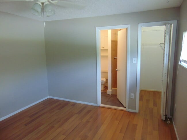 Building Photo - 2500 Ashton Rd