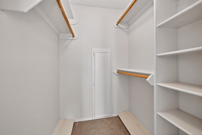 Building Photo - 12625 Memorial Dr